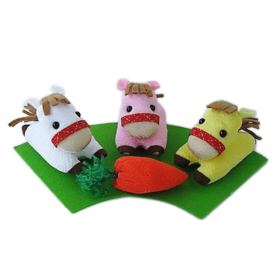 2026干支ぬいぐるみキット 富士の飾り馬 |生地 和柄/和布/ちりめん手芸