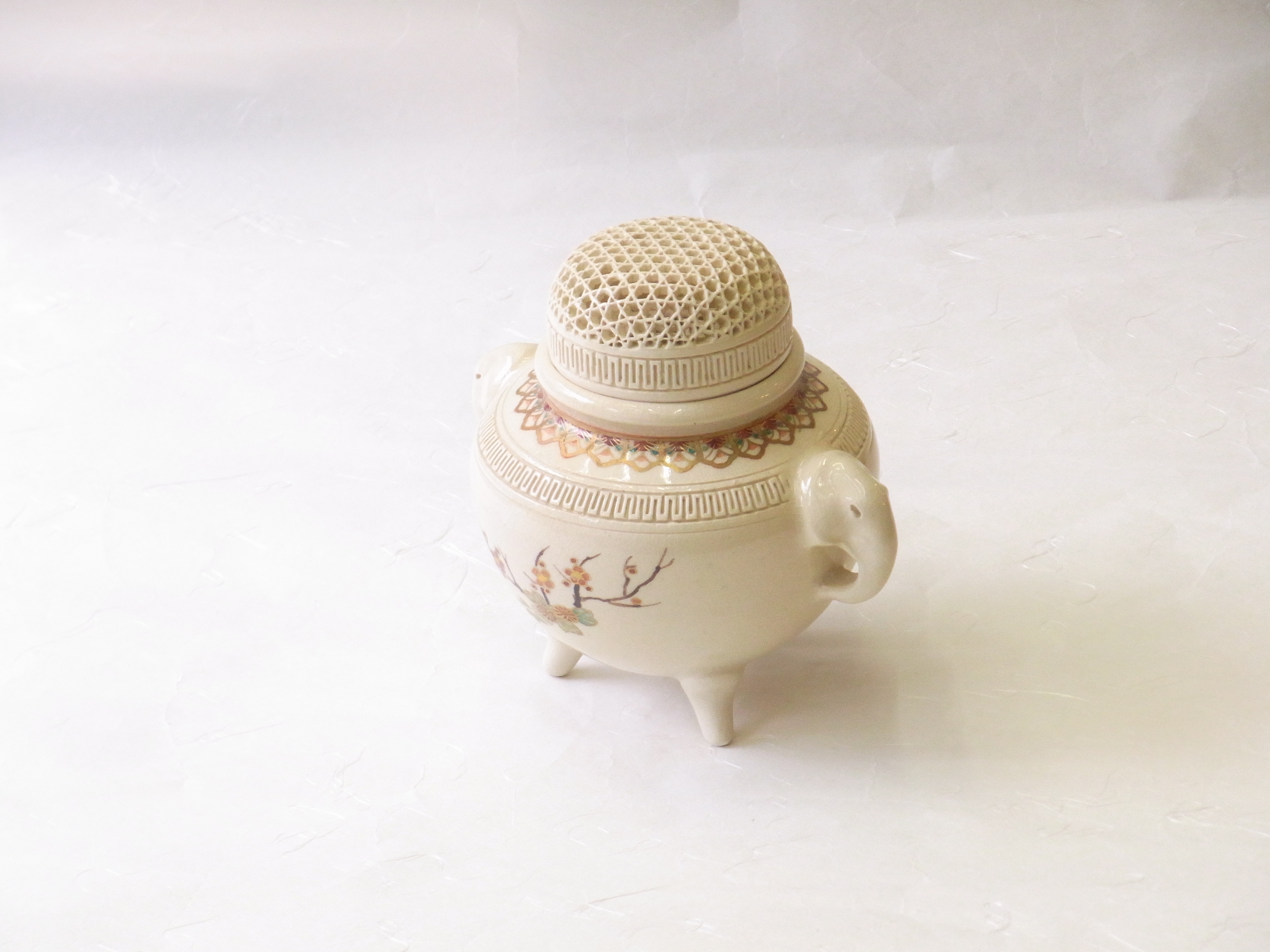 小林漆陶 映える器ギャラリー 岐阜市| 日本一の漆陶器 茶道具の品揃え