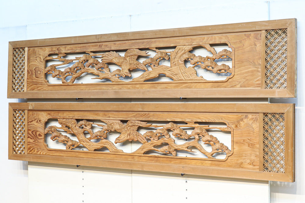 幅2145ミリ!! 七宝柄を添えた格調の高い長尺彫刻欄間 EZ2078ab 在庫(a