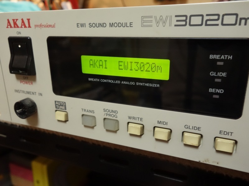 AKAI professional EWI3020m(バッテリー交換)」: こいち時間 -koichizikan-