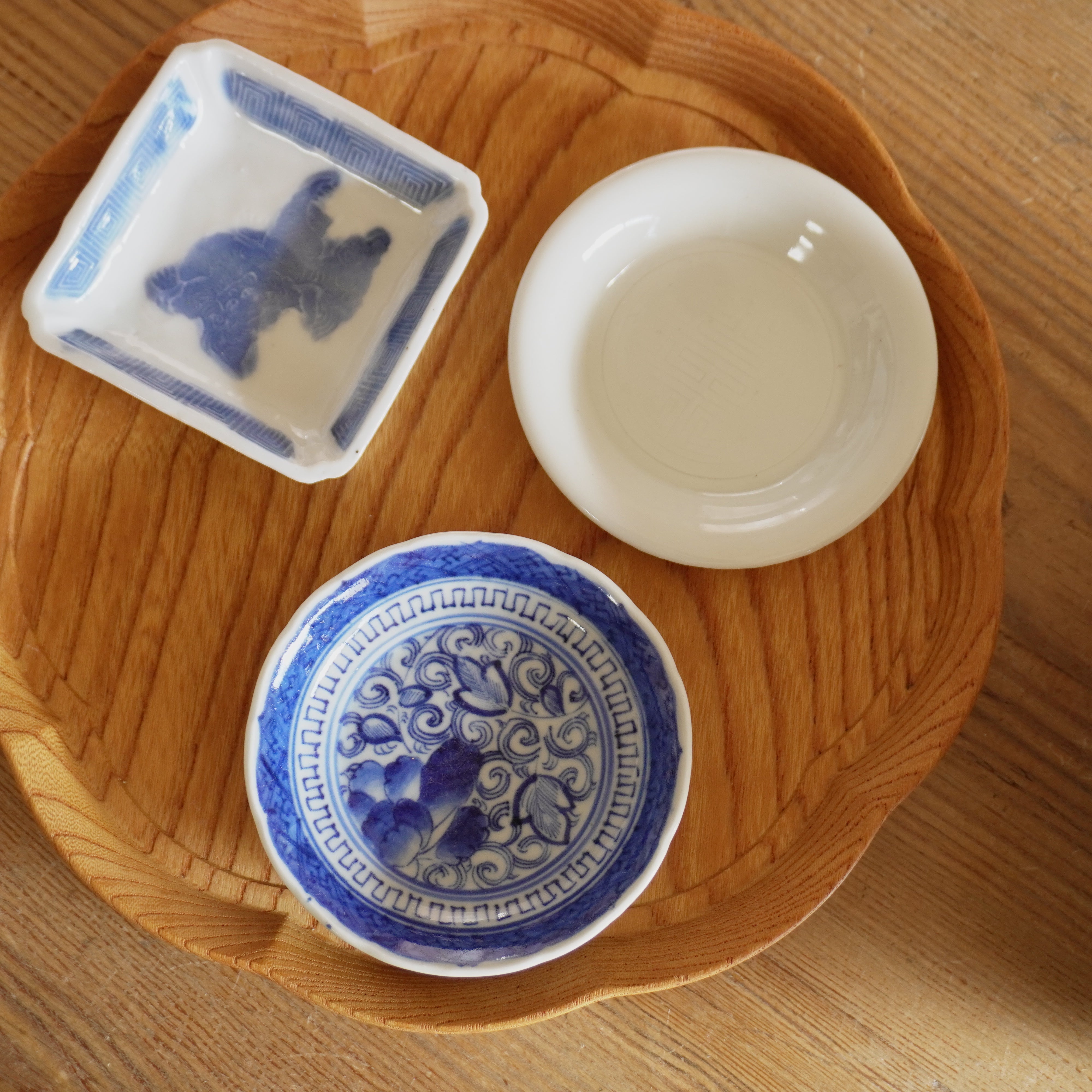 小皿・豆皿 – Kotto Shop 古伊万里 染付 豆皿3種 19枚 東