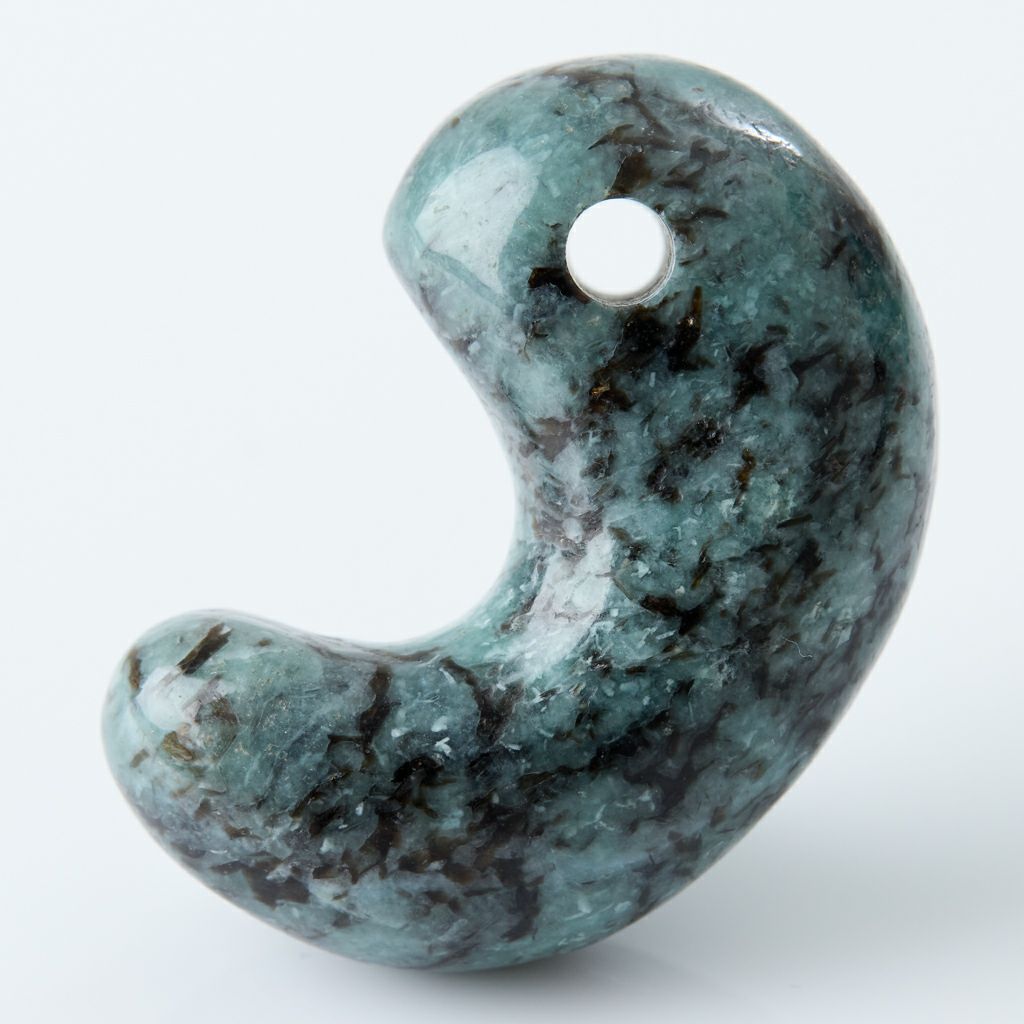 色別／濃緑色・緑色ヒスイ | 糸魚川翡翠工房こたき