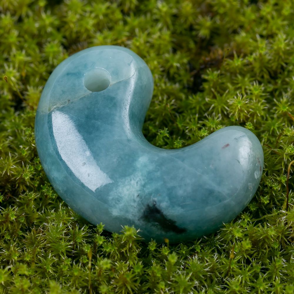 極上プレミアム・入コン沢・神話の勾玉・透明感抜群・艶美麗