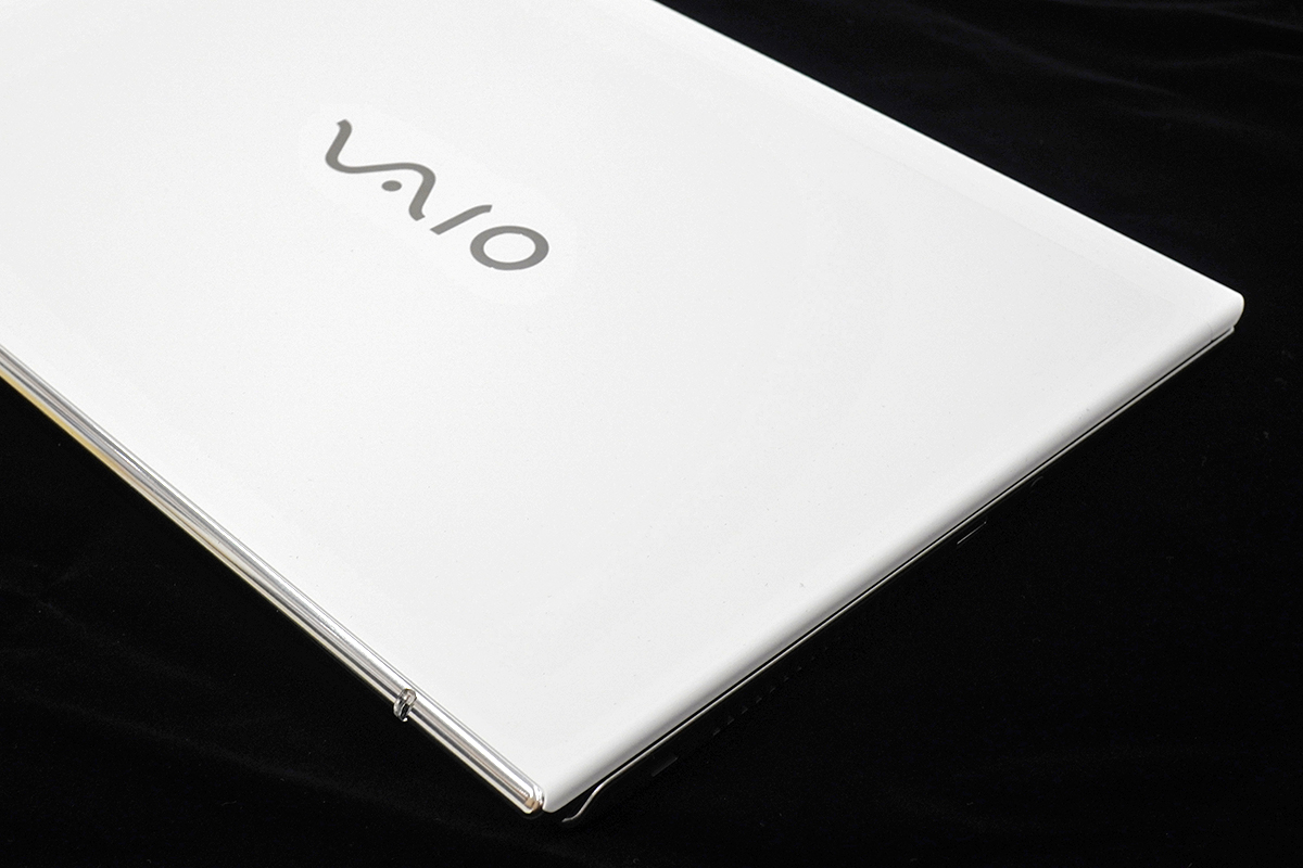 第12世代 Coreプロセッサー搭載、大幅に性能アップをはたした「VAIO