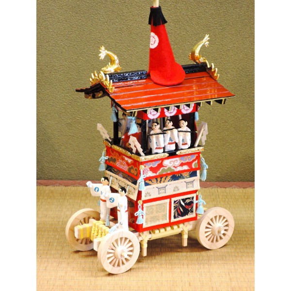 祇園祭ミニチュア山鉾 極上 長刀鉾 大 (木製・本塗り・本絹) | 小刀屋