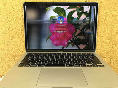 Macbook Air 13インチ 2020 Intel Corei7 画面割れ