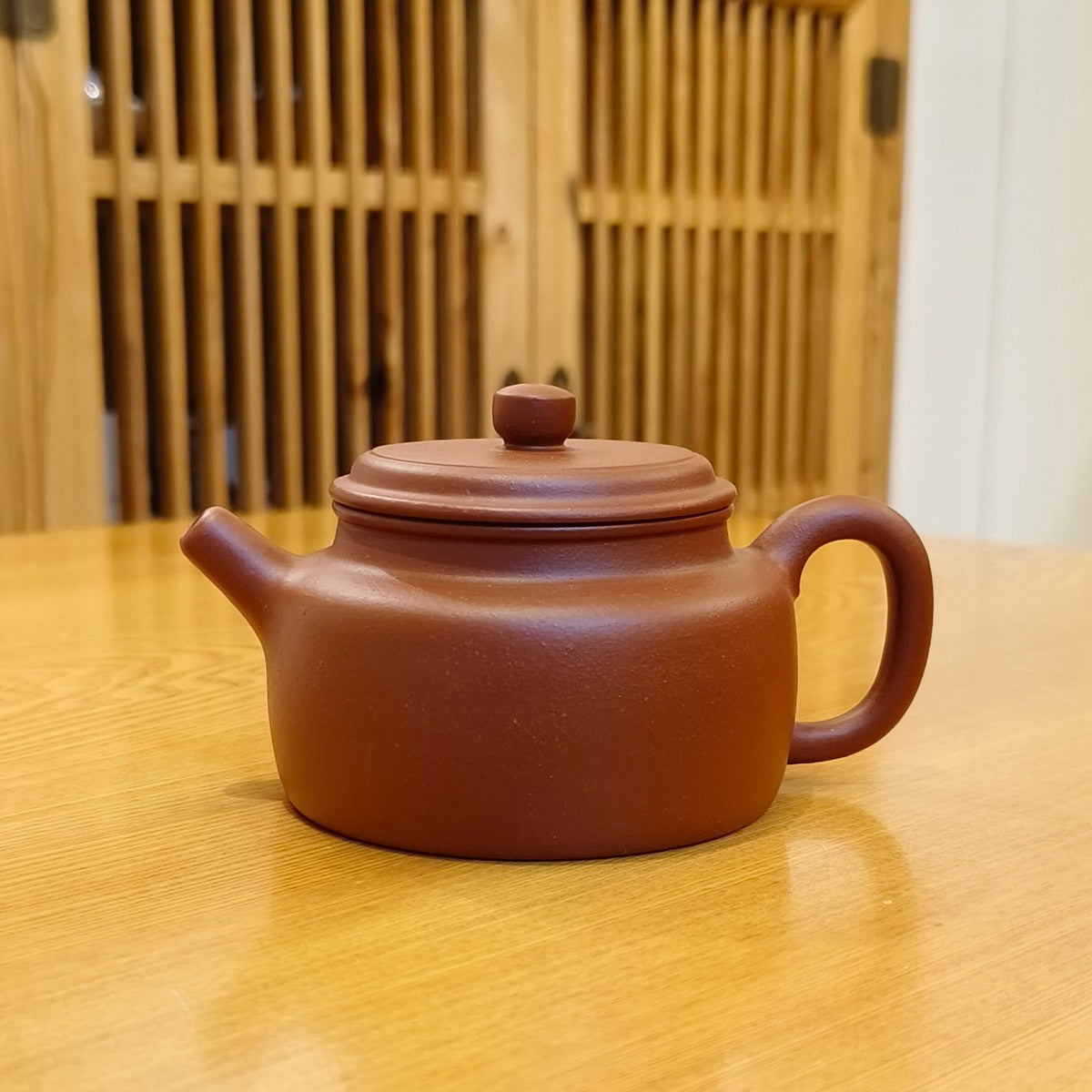 中国古美術 紫砂壺 四方壺 底款:ユィ国良 急須 茶壺 唐物 茶銚 獅子