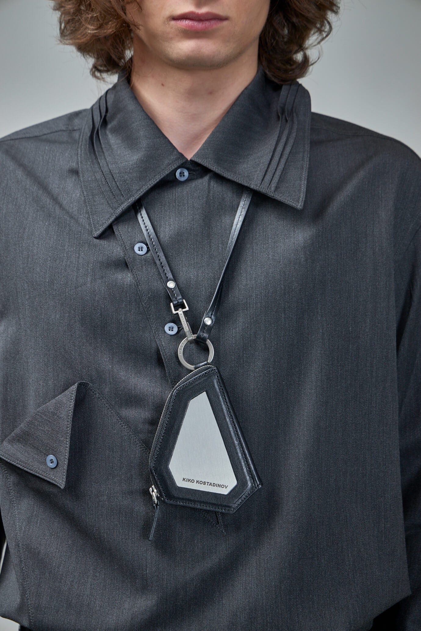 Kiko kostadinov OHNE コレクション KEYCASE 29650847_61115898_600.jpg