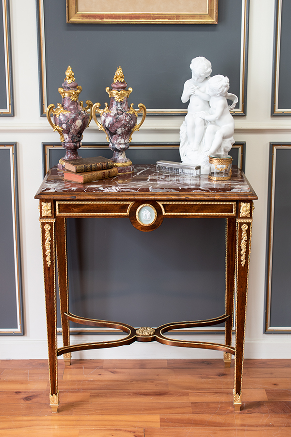 ルイ16世様式センターテーブル | Laurent