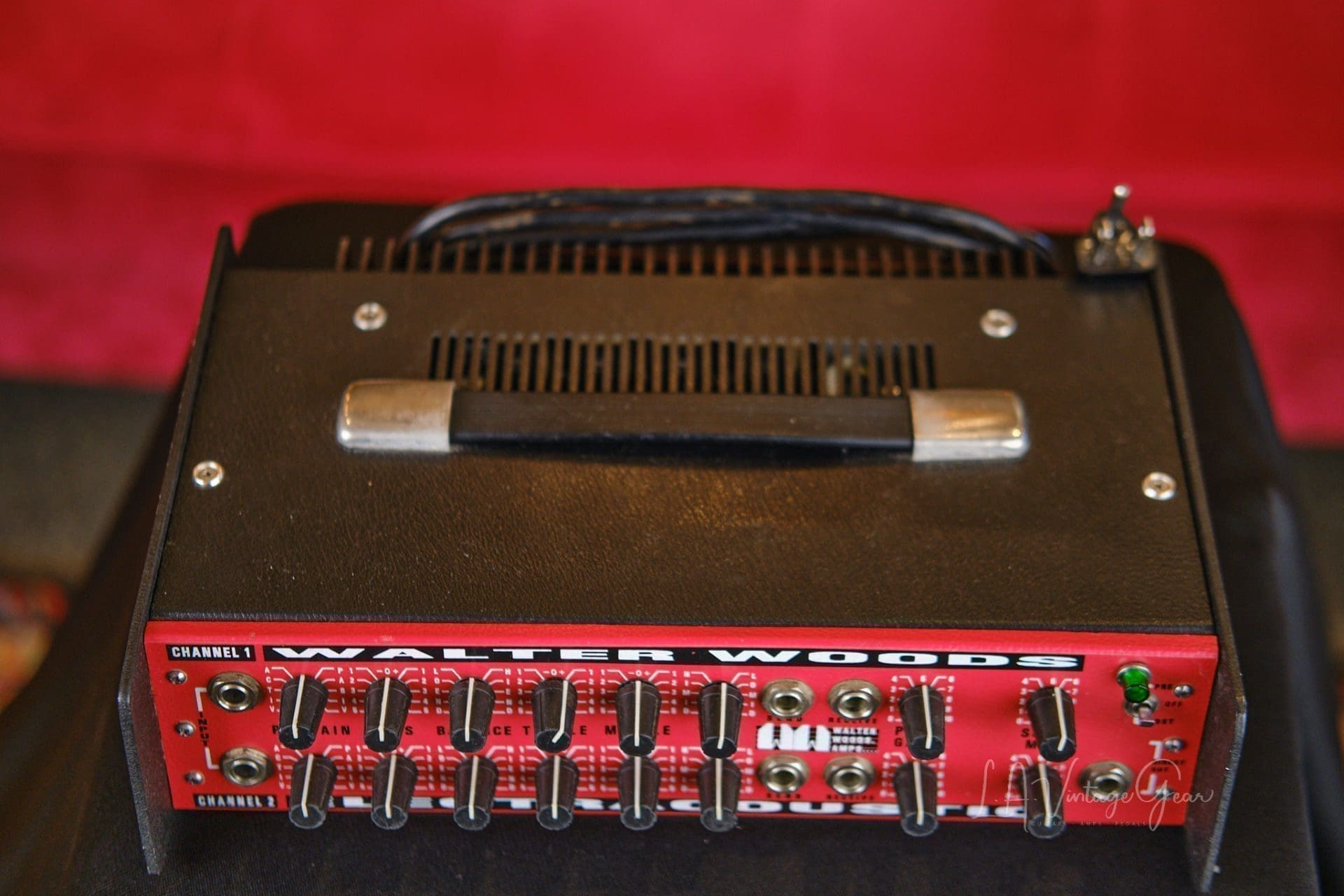 WALTER WOODS MI200-8 ヘッドアンプ usedWALTER WOODS ⁄ MI-200-8GIB