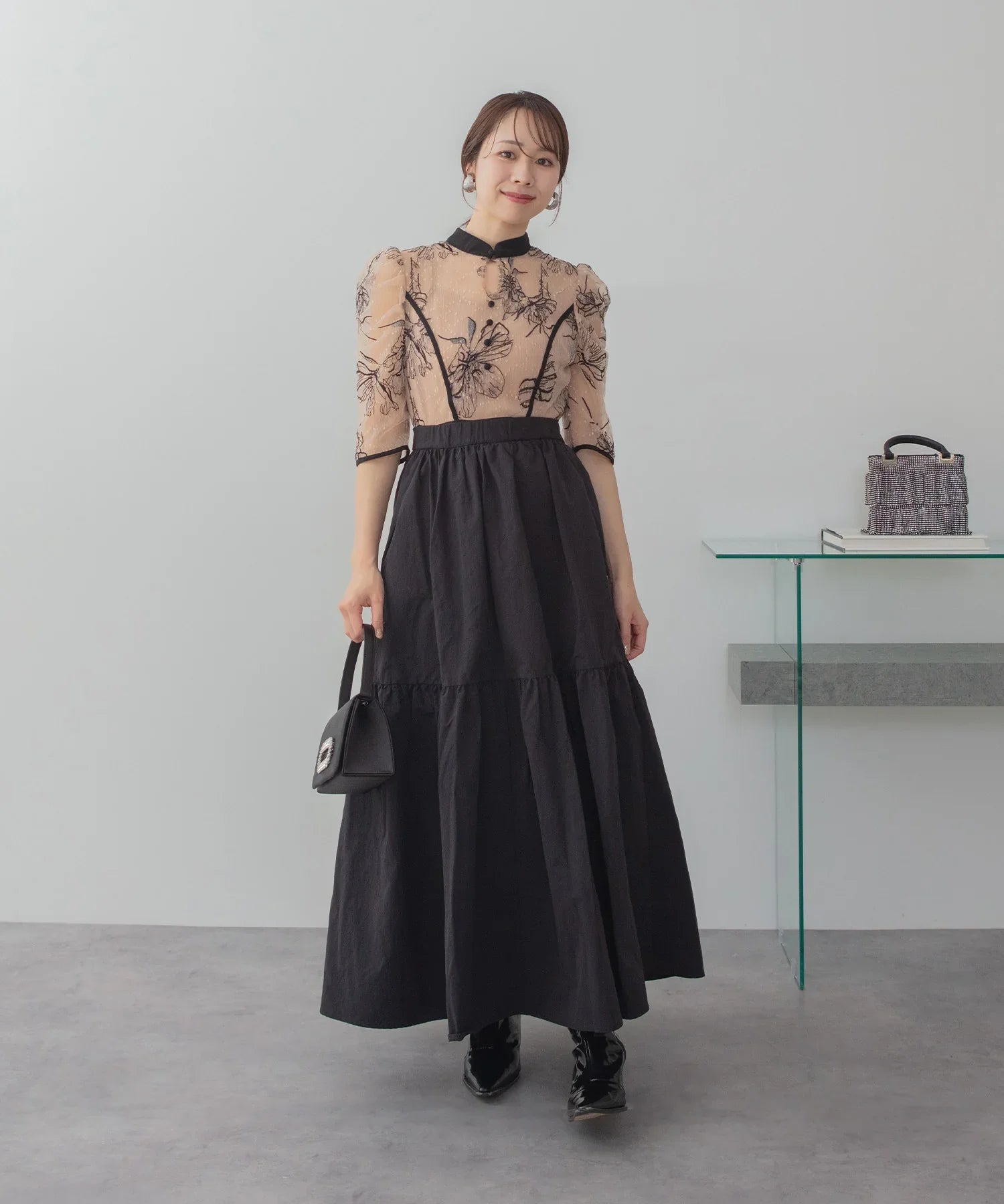 当日発送】パイピングハイネック花柄ラメレースドレス/パーティー