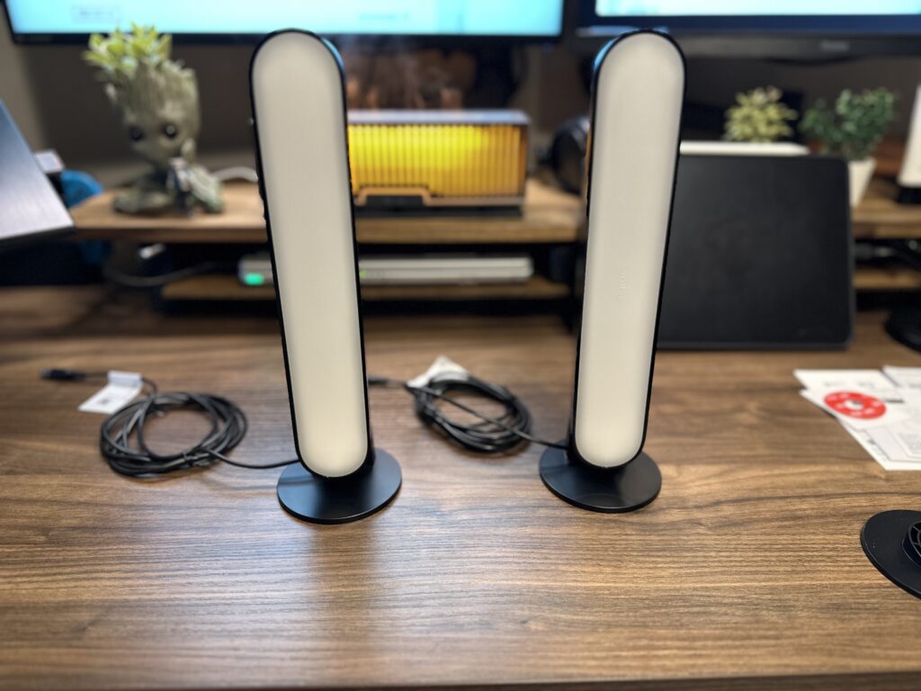 PHILIPS Hue「Play ライトバー」レビュー！映像や音に合わせて色が変化