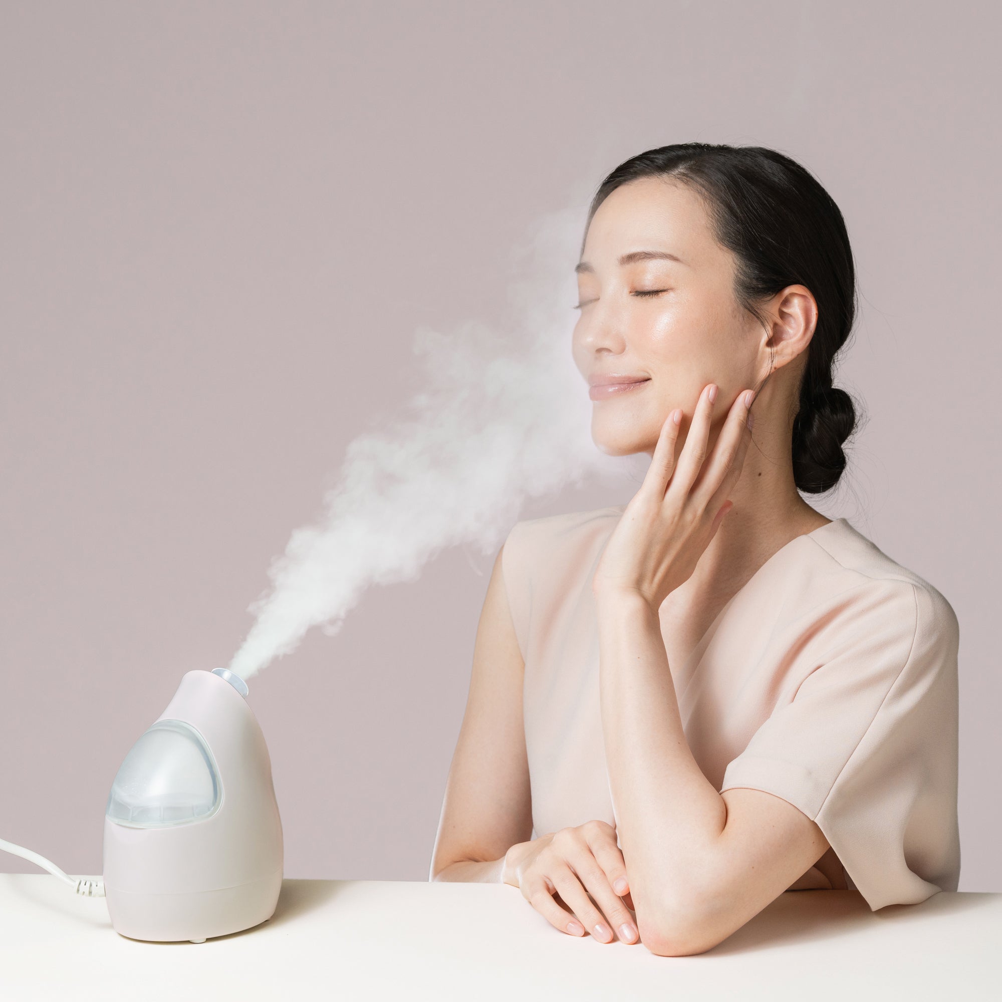 LINKA イオンフェイススチーマー（スチーム美顔器）