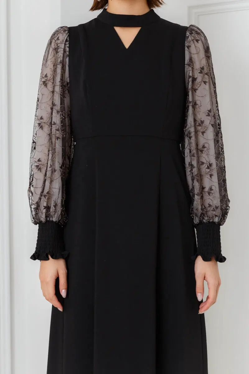 ブラックのエンブロイダリースリーブドレス | ANDRESD | M | 結婚式