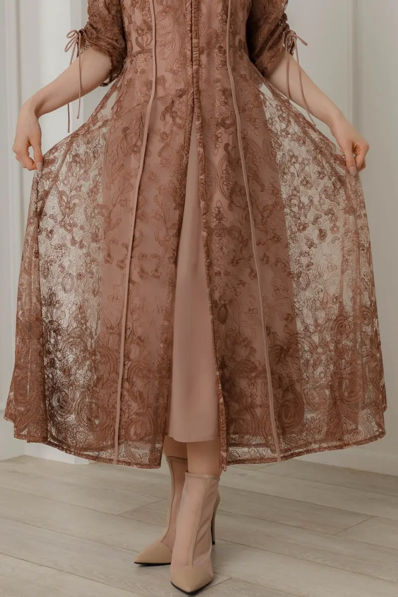 ピンクのエンブロイダリーレイヤードドレス | Dorry doll | M