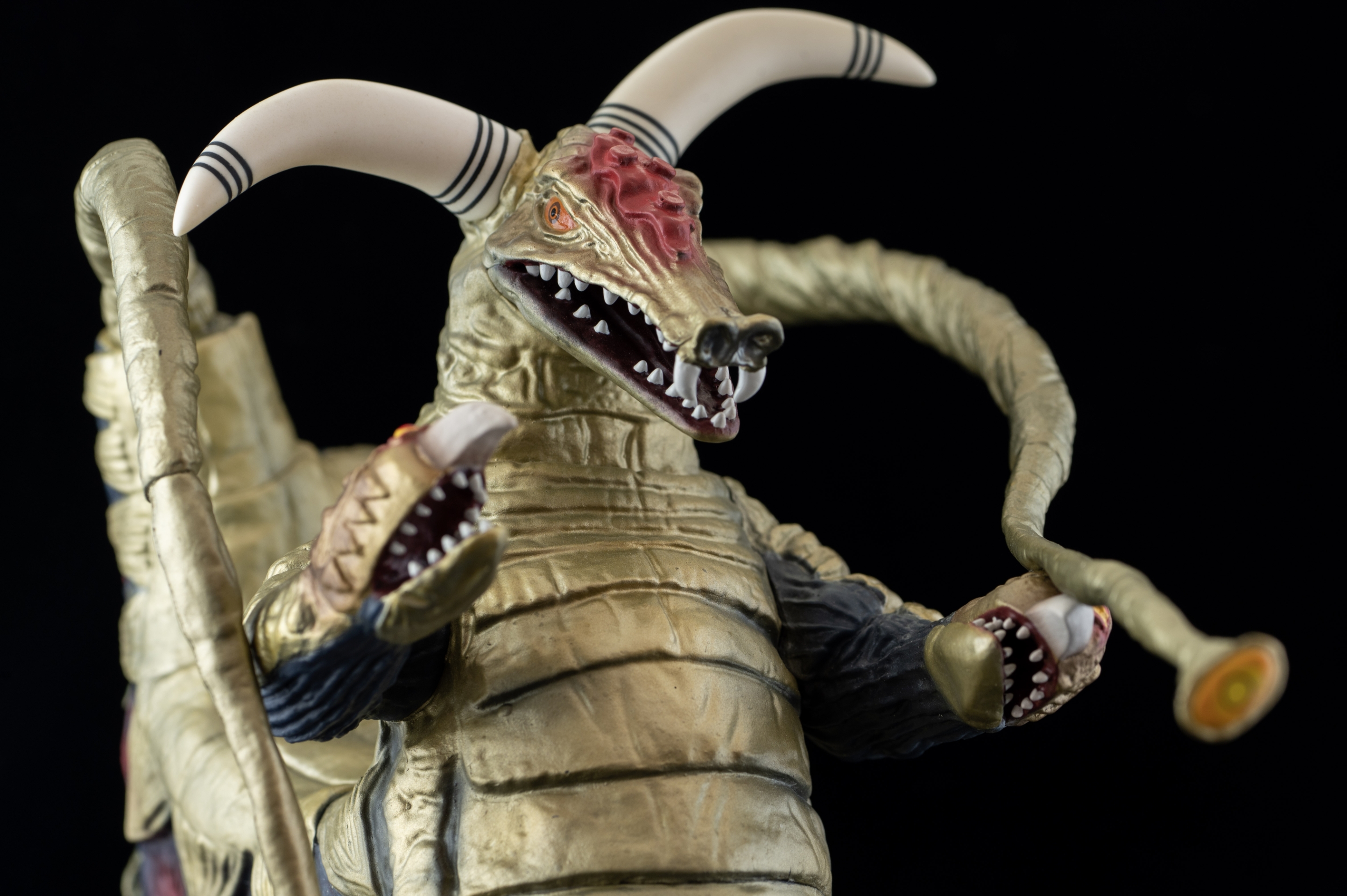 レビュー】ウルトラ大怪獣シリーズ5000EX ソフビ ブロッケン : 関節