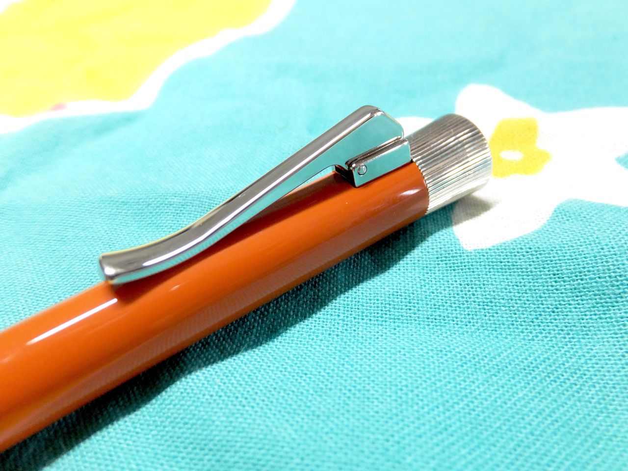 ファーバーカステル「イントゥイション ペンシル テラコッタ」レビュー