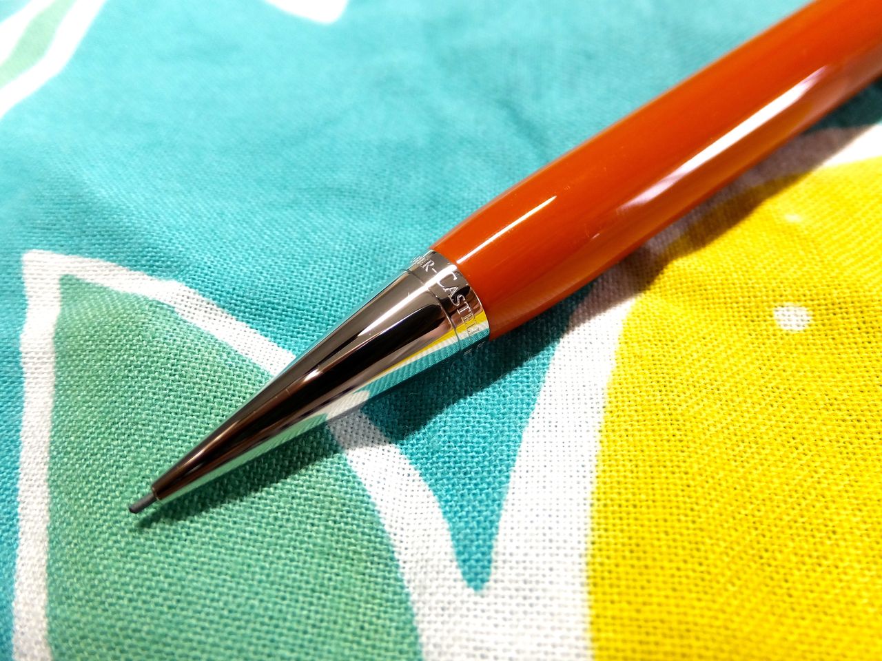 ファーバーカステル「イントゥイション ペンシル テラコッタ」レビュー