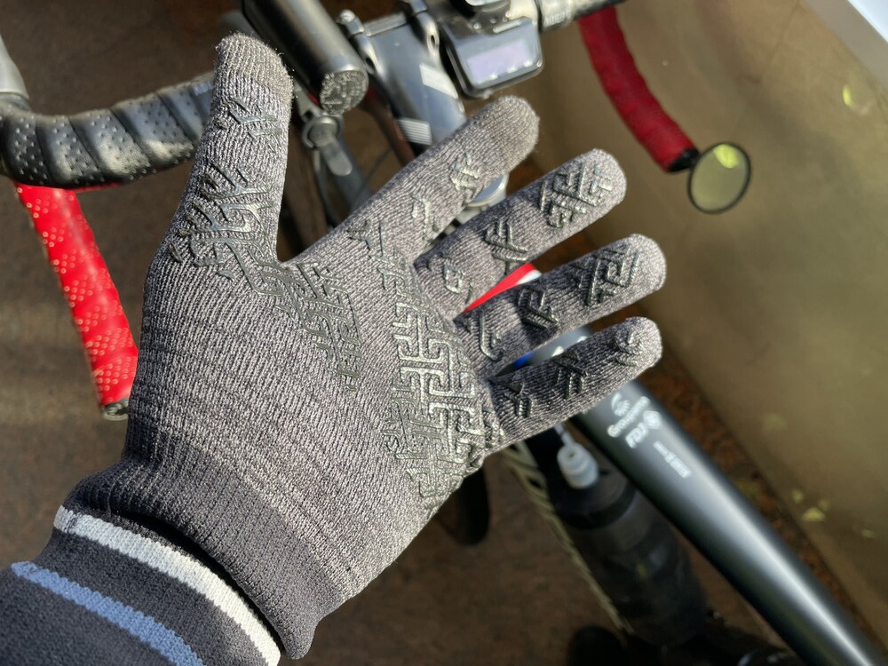 morethan グローブ エクストリーム Mサイズ ロードバイク ゆうま