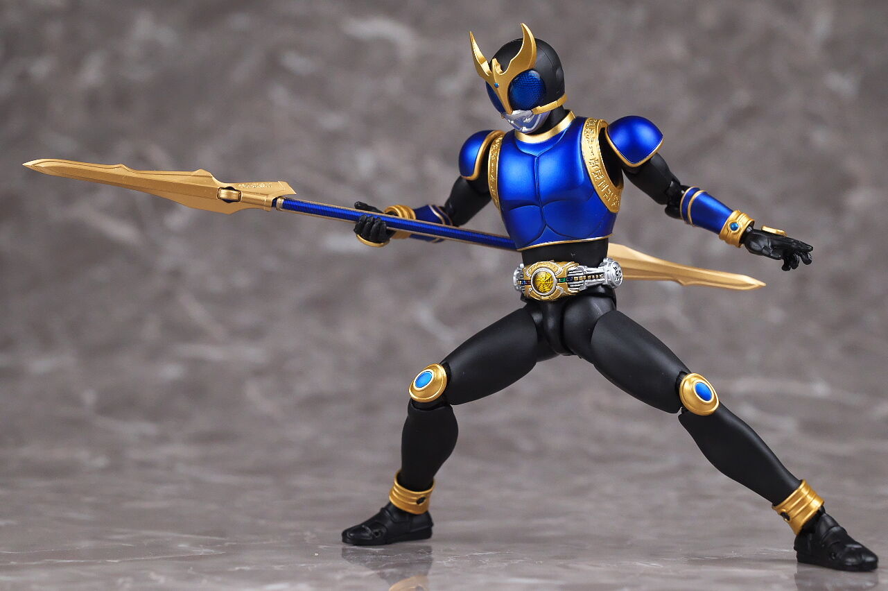 仮面ライダークウガ ライジングドラゴン 真骨彫 S.H.フィギュアーツ