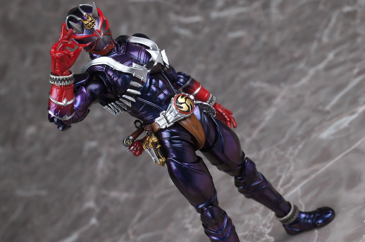 S.H.Figuarts仮面ライダー響鬼 真骨彫製法 10th Ver.