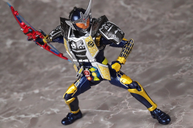 S.H.フィギュアーツ（真骨彫製法） 仮面ライダー鎧武 ジンバーレモン