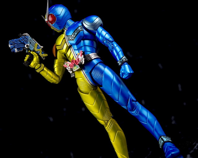 S.H.Figuarts 真骨彫 仮面ライダーW ルナトリガー