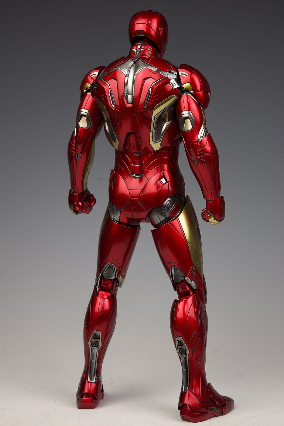 卸売 ホットトイズ アイアンマン・マーク45 ダイキャスト製 未使用