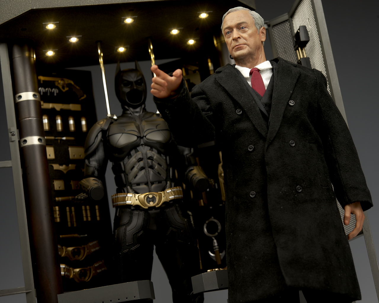 ホットトイズ バットマン ダークナイト アルフレッド ブルースウェイン