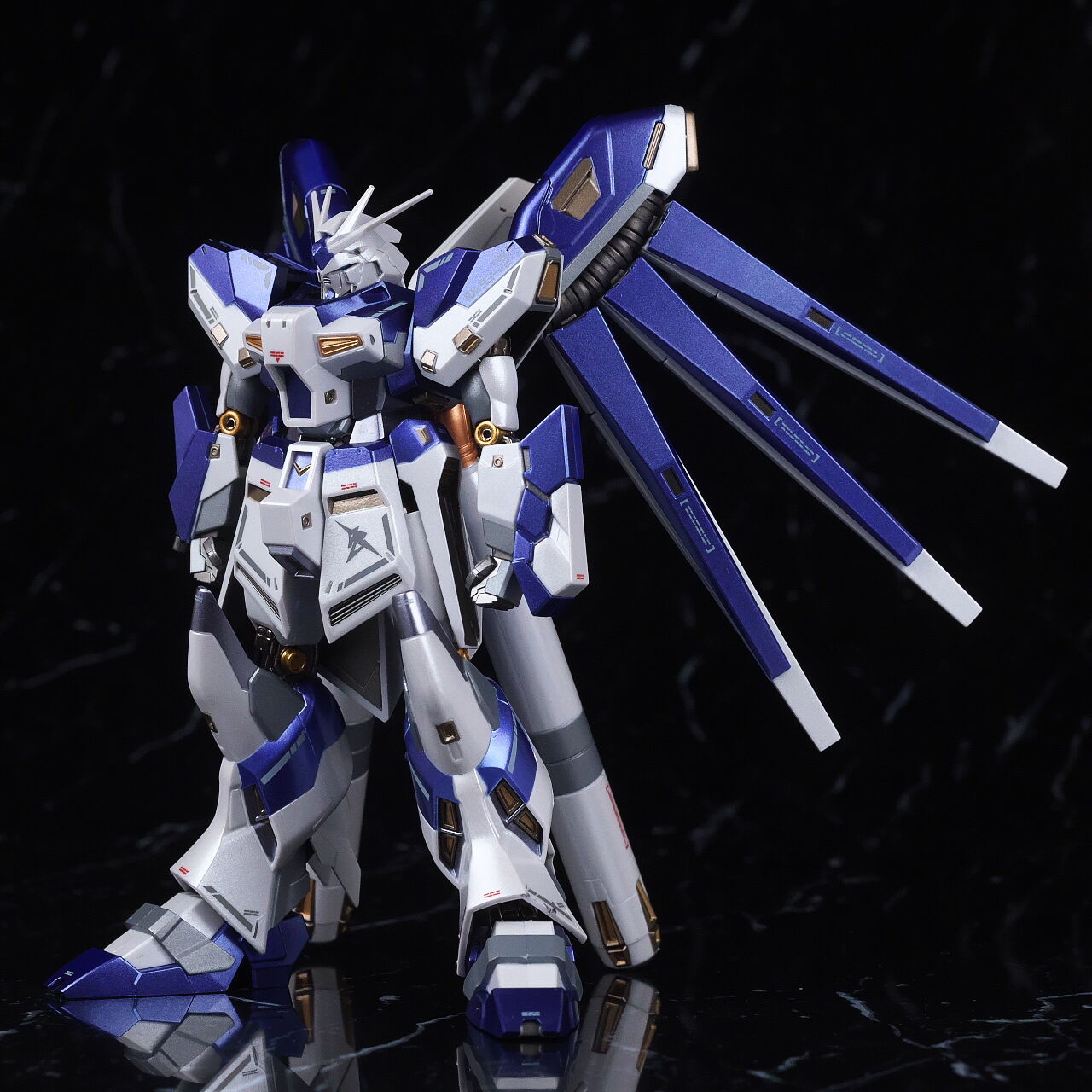 L ROBOT魂 Hi-νガンダム Exclusive Edition