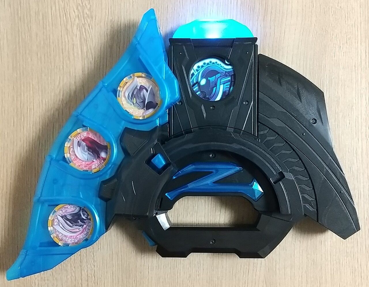 ウルトラマンZ】DXウルトラメダル ウルトラマンゼット デルタライズ