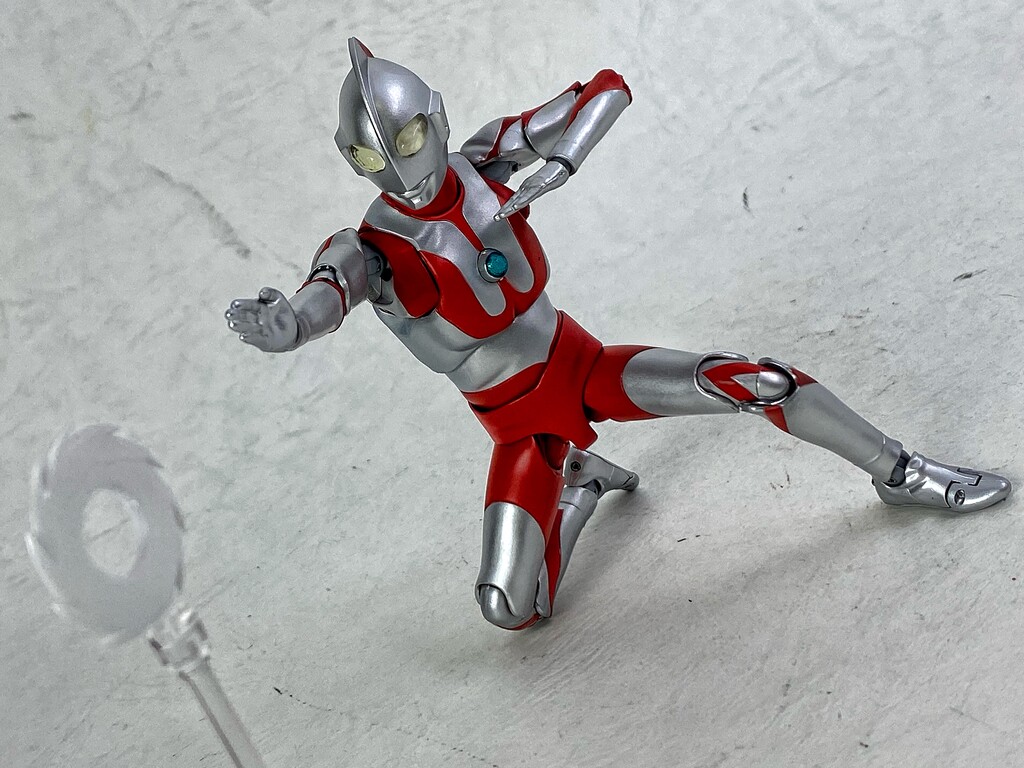 S.H.Figuarts（真骨彫製法） ウルトラマンティガ マルチタイプ