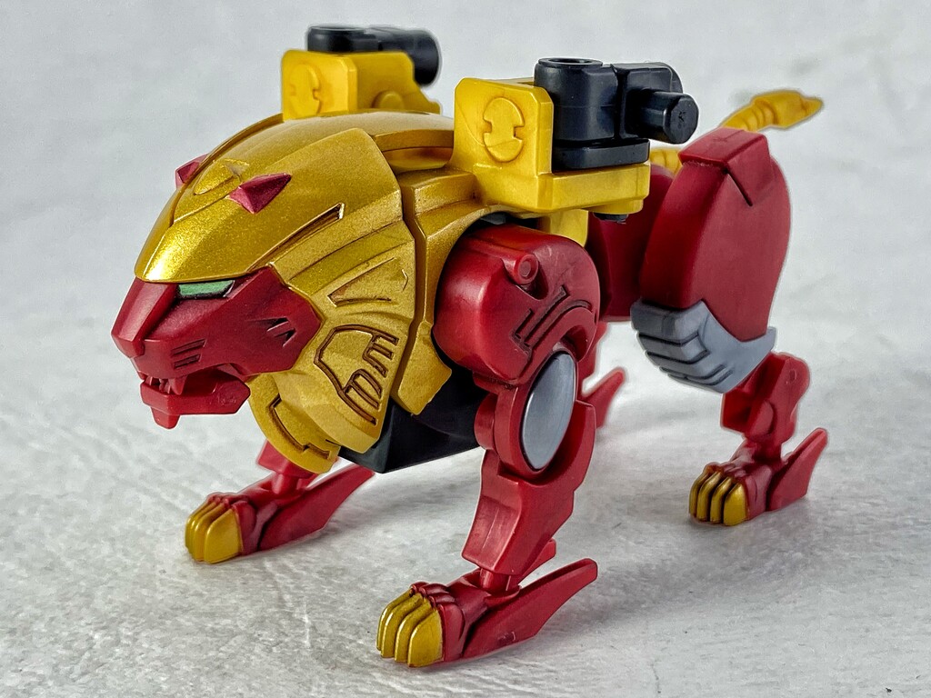 I*i様 ☆一部欠品,故障あり☆【百獣戦隊ガオレンジャー】ガオキング