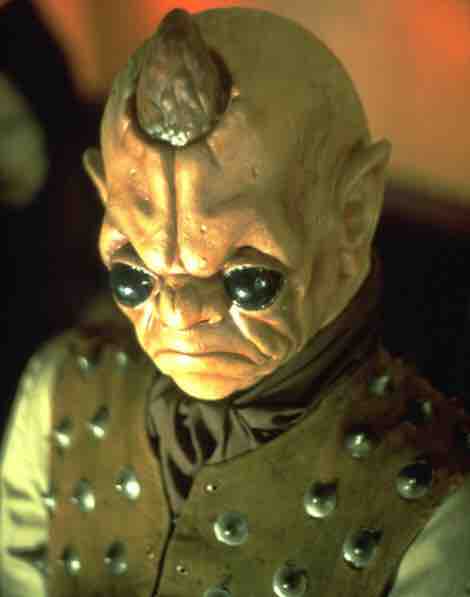 モス・アイズリー・カンティーナに登場したエイリアン全まとめ