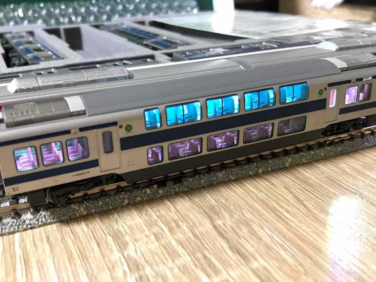 KATO Nゲージ E531系8両基本セット 2階建てグリーン車編成稼働