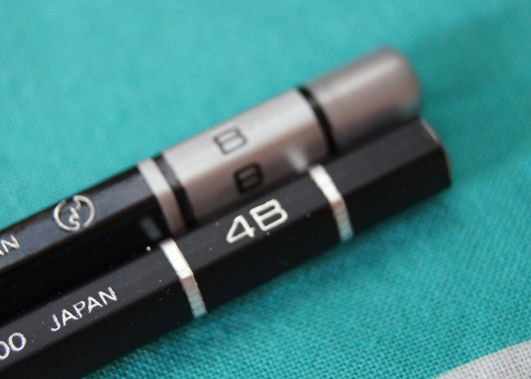 ぺんてる「ブラックポリマー999α 鉛筆」レビュー : テーゲー日記