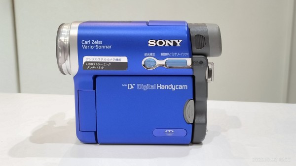 ビデオカメラ sony dcr-trv22 SONY DCR-TRV22K 価格比較 - 価格.com