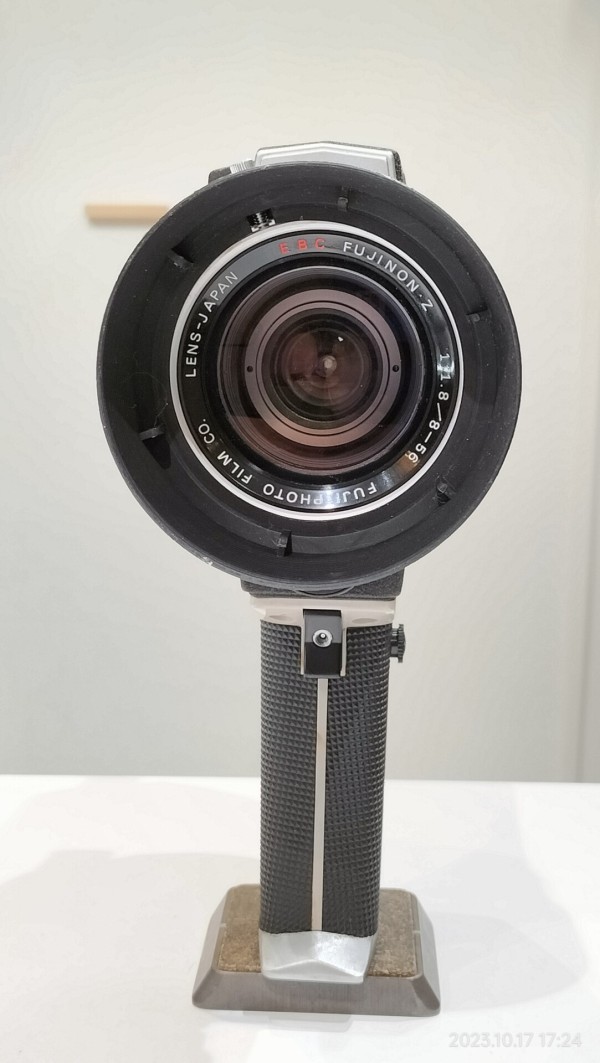 1972/昭和47/FUJICA/Z700/Single8/シングル8/固定グリップ/8ミリカメラ