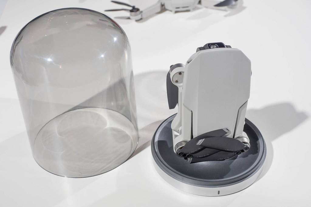 新品！Mavic Mini Fly Moreコンボ 充電ベースプロペラホルダー DJI