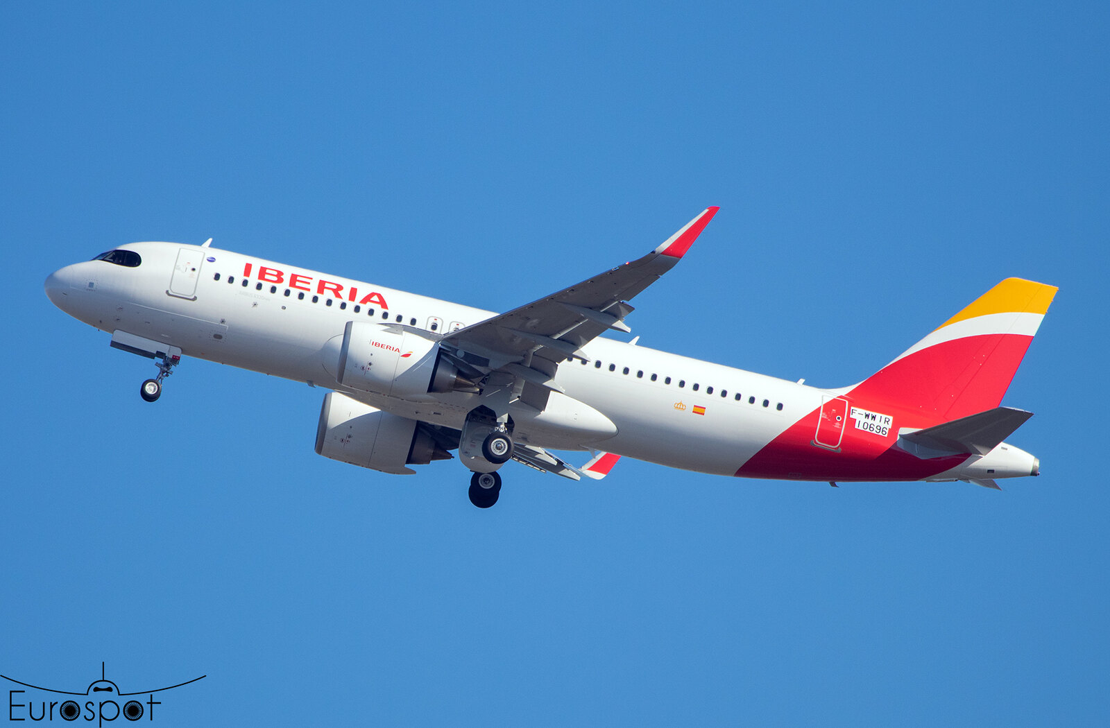 航空機・ヘリコプター Iberia PACMIN A320 1/100 航空機・ヘリコプター