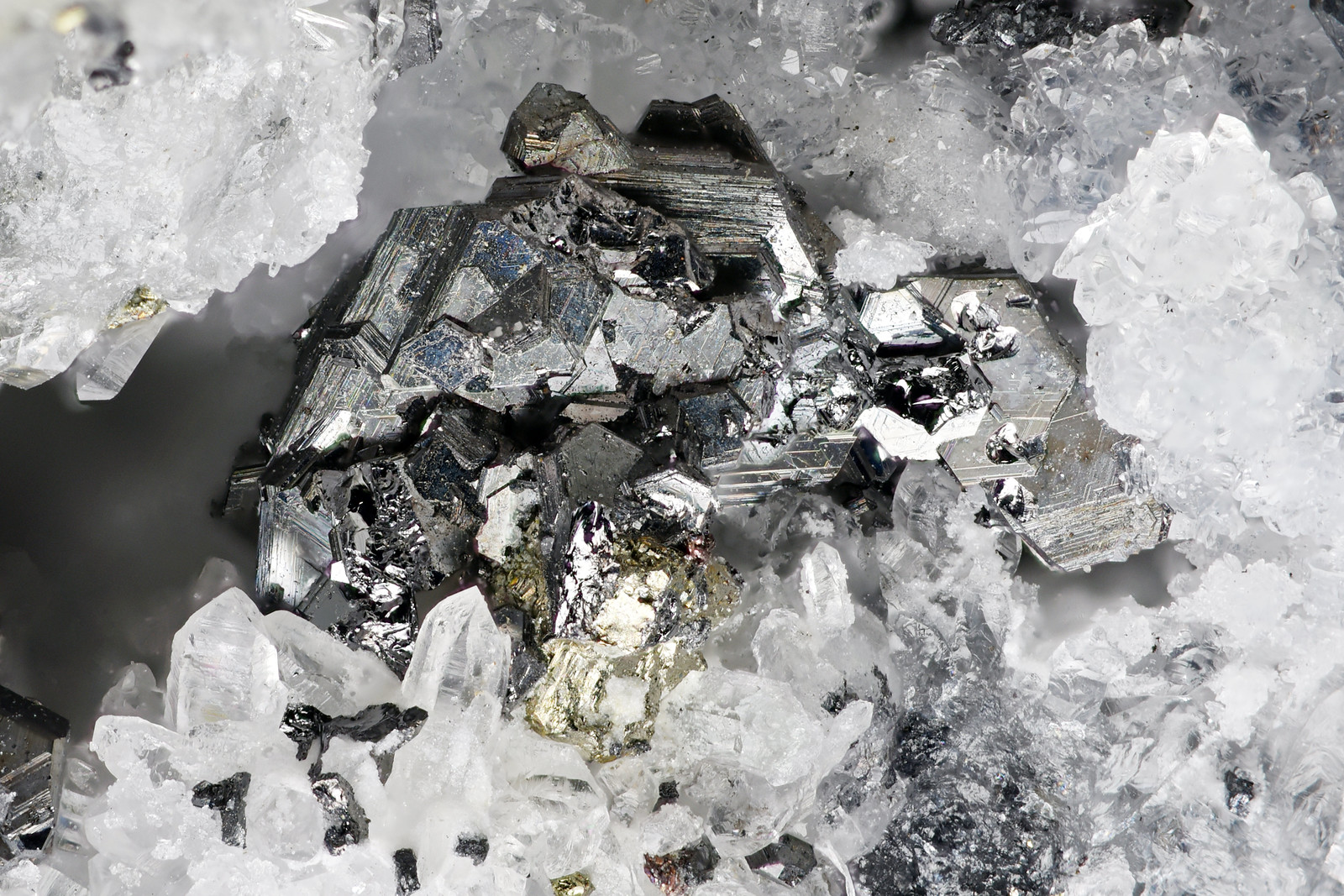 国産鉱物 布賀産新鉱物 沼野石 沼野石 国産鉱物 岡山県布