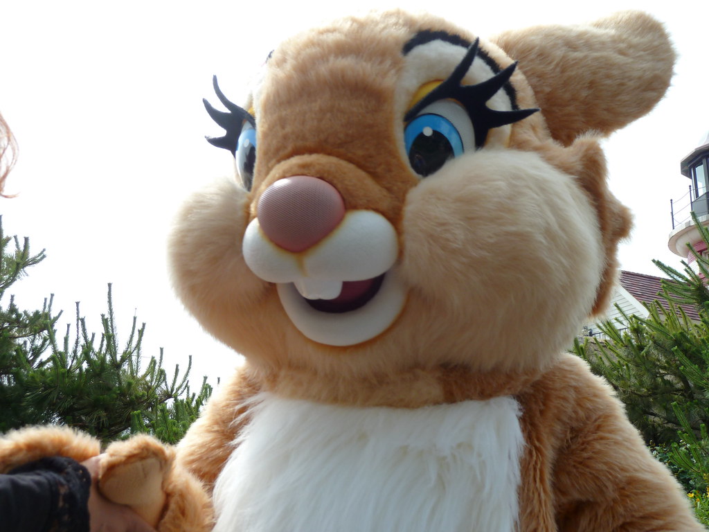 ミス・バニー | ディズニーシーでグリーティング。『バンビ』（1942