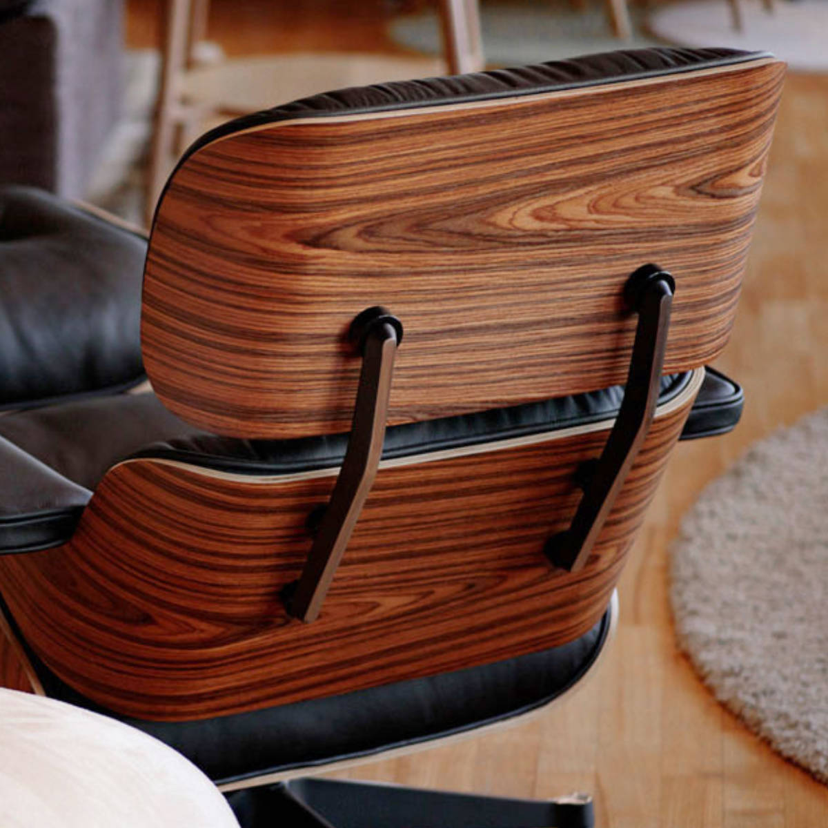 リビングチェア 座面高42cm 本革 ローズウッド イームズ ラウンジ