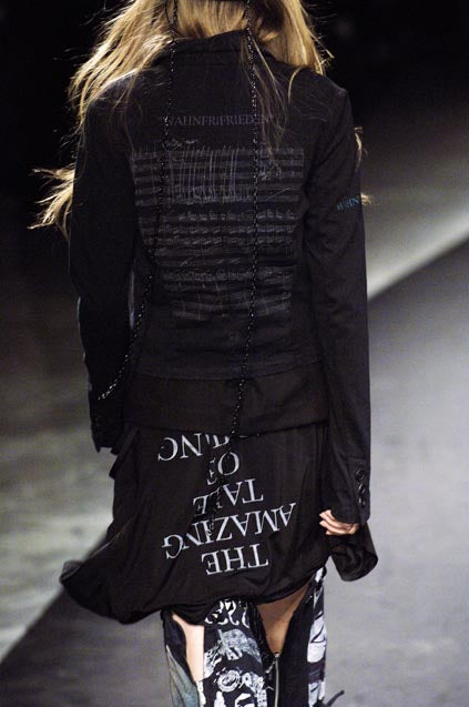 UNDERCOVER - SS06 