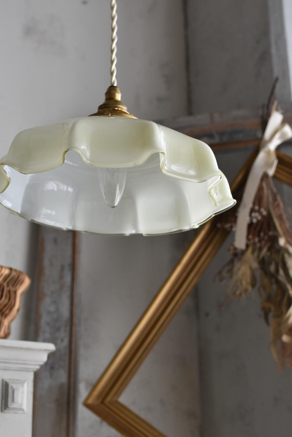 58. 40's フランスアンティーク 古民家 ガラスシェードペンダント