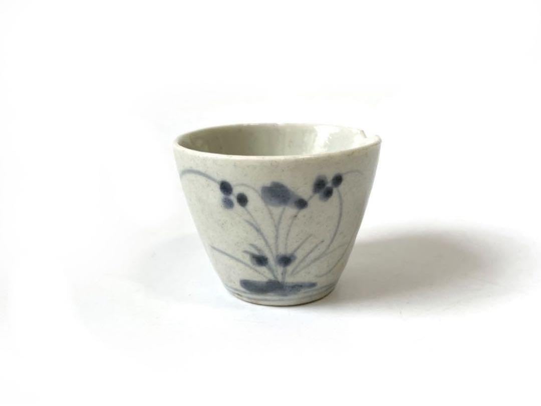 骨董 アンティーク 古伊万里 染付 若草文様 蕎麦猪口 小ぶり フリー