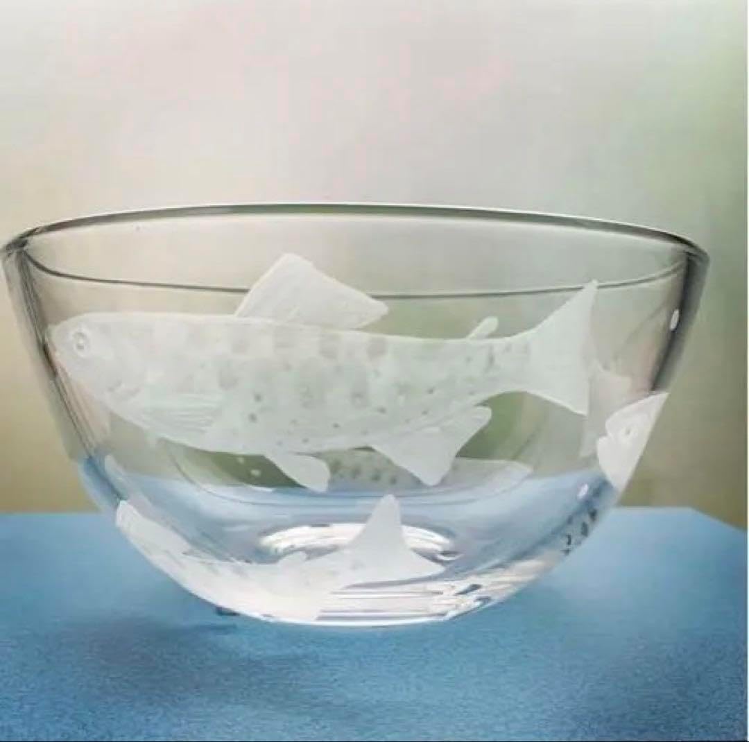 青いガラスボウル 青色ガラスボウル 金属スタンド付き 青色ガラス