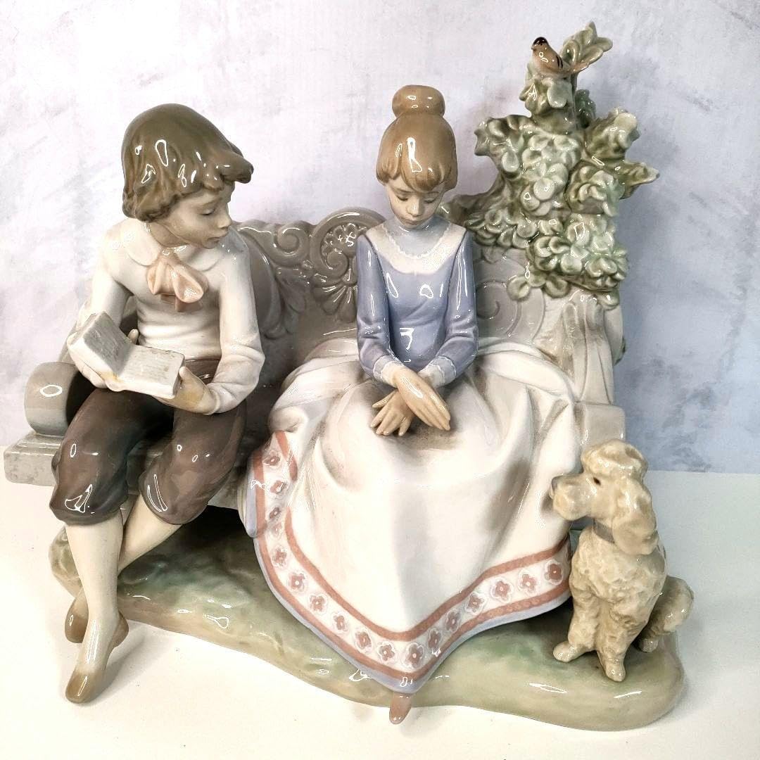 リヤドロ サーカスの幕開け NO.8136 フィギュリン 陶器人形 置物