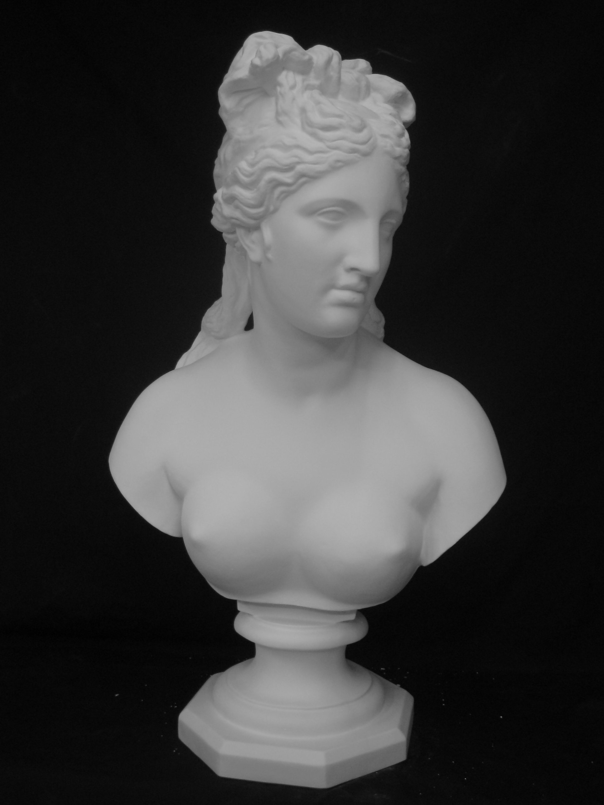 Amazon.co.jp: 石膏像 K－126 カピトリーノのヴィーナス胸像 H