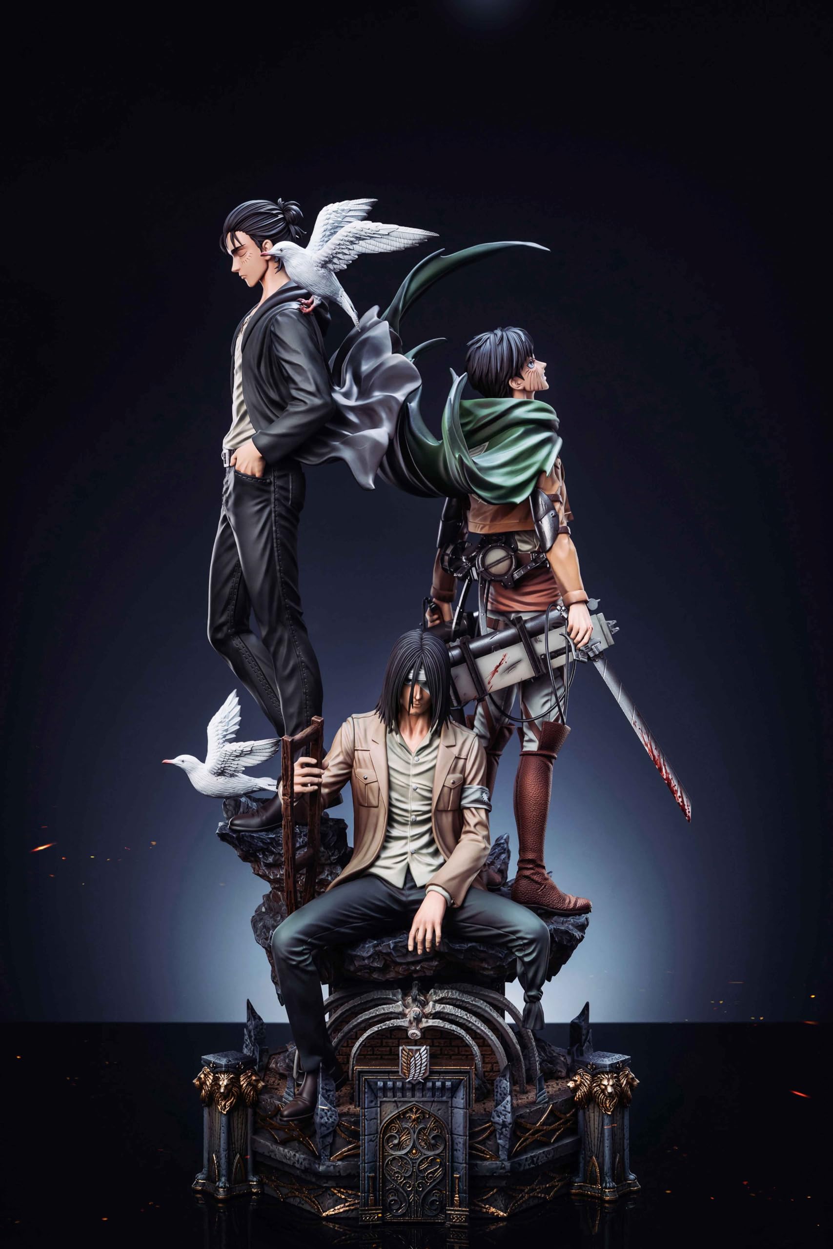 進撃の巨人 エレン&リヴァイ兵長 ガレージキット スタチュー